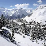 Les 2 Alpes L'oree Des Pistes לס דה-אלפס