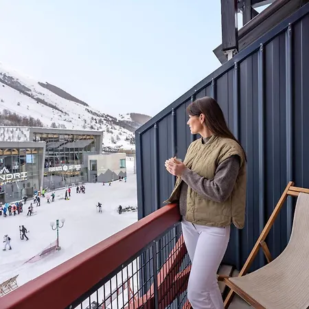Les 2 Alpes L'oree Des Pistes 3* Ле дез Альп