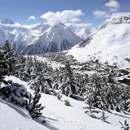 Les 2 Alpes L'oree Des Pistes Ле дез Альп