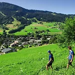 Les 2 Alpes L'oree Des Pistes