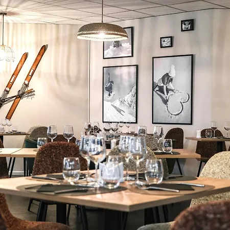 Les 2 Alpes L'oree Des Pistes