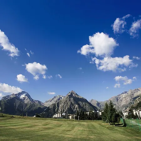 Les 2 Alpes L'oree Des Pistes Hotel 3*