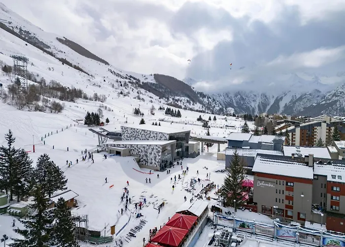Les 2 Alpes L'oree Des Pistes Les Deux Alpes